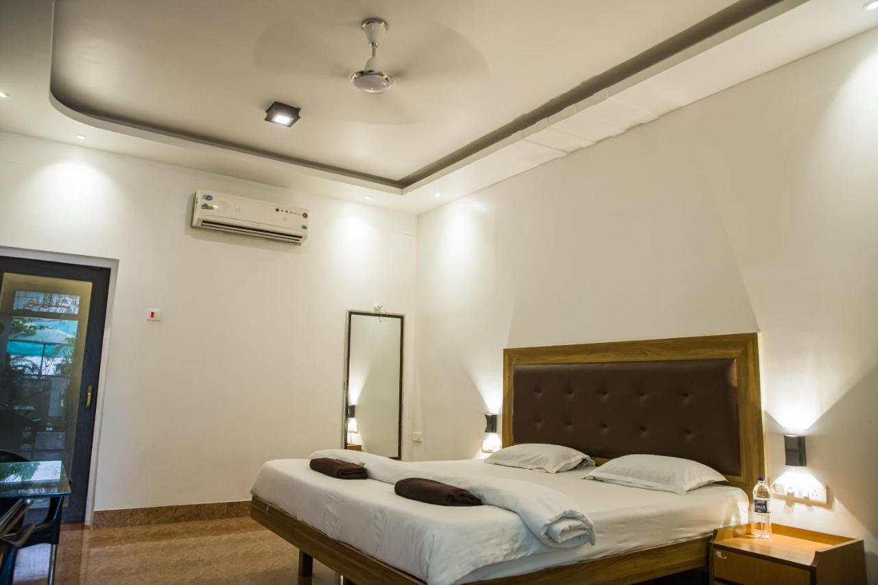 Sanidhya Beach Resort Alībāg Exteriér fotografie