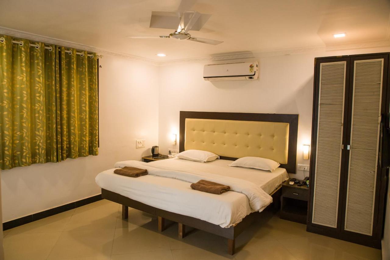 Sanidhya Beach Resort Alībāg Exteriér fotografie